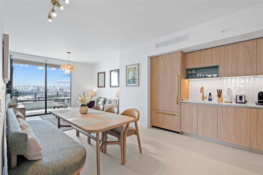 Condo in Miami, Florida, United States 2 - 18584435