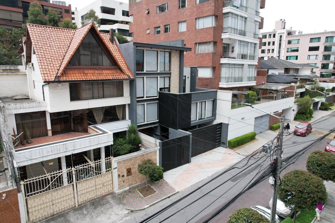 House in Quito, Pichincha, Ecuador 1 - 18582982