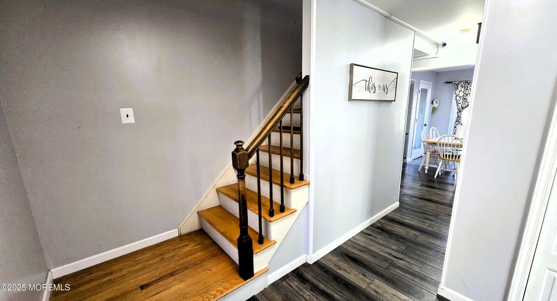 House in Sayreville, New Jersey, United States 4 - 18580594