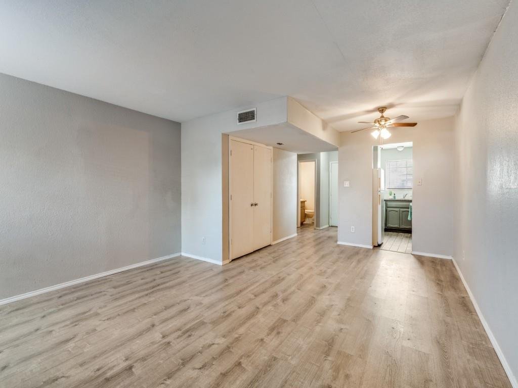 Fort Worth, Texas, United States 4 - 18585015