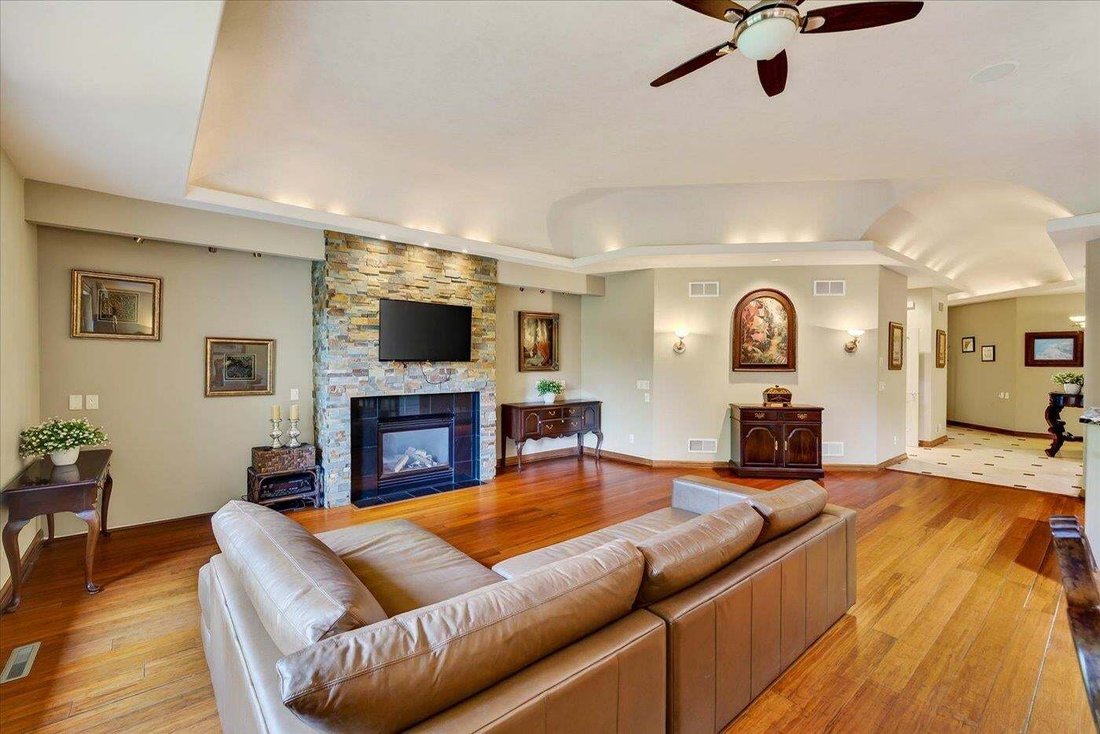Condo in Madison, Wisconsin, United States 4 - 18583230