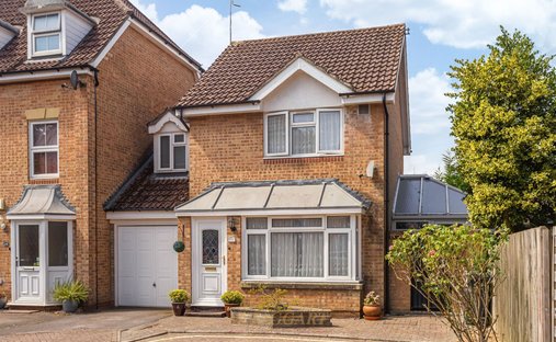 House in Horley, England 1