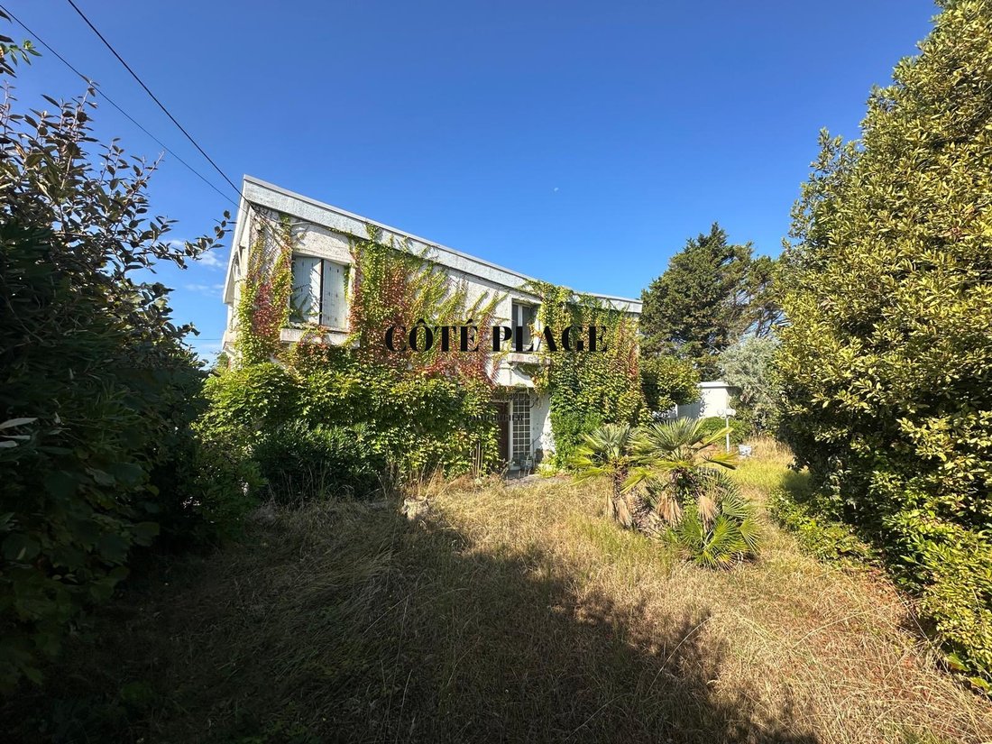 House in Vaux-sur-Mer, Nouvelle-Aquitaine, France 3 - 18574689