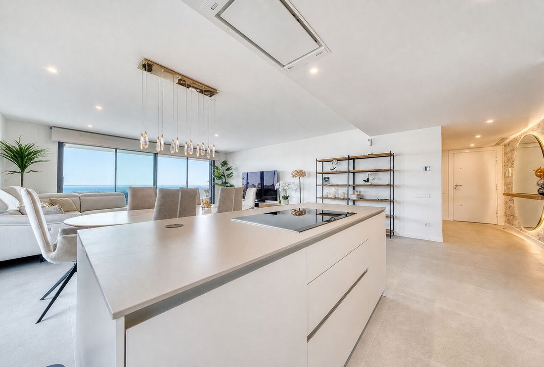 Apartment in Estepona, Andalusia, Spain 4 - 18582379