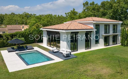 Villa in Mougins, Provence-Alpes-Côte d'Azur, France 1