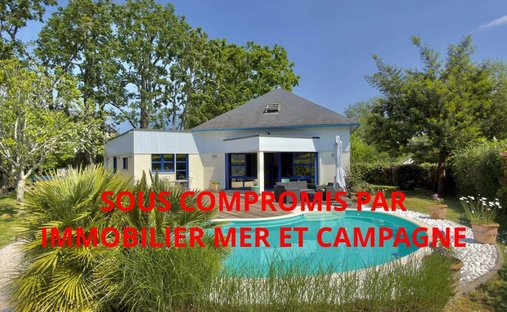 House in Zone Urbaine, Arradon, France 1
