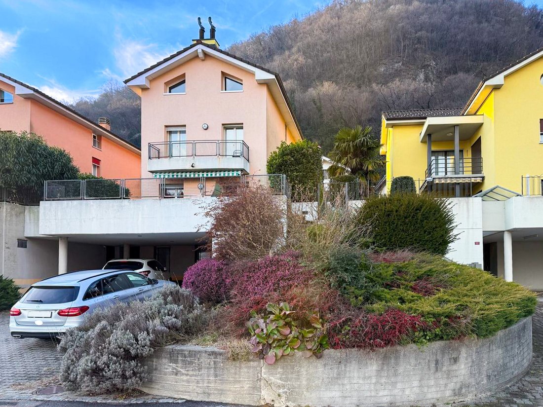 Casa a Mendrisio, Ticino, Svizzera 1 - 18581193