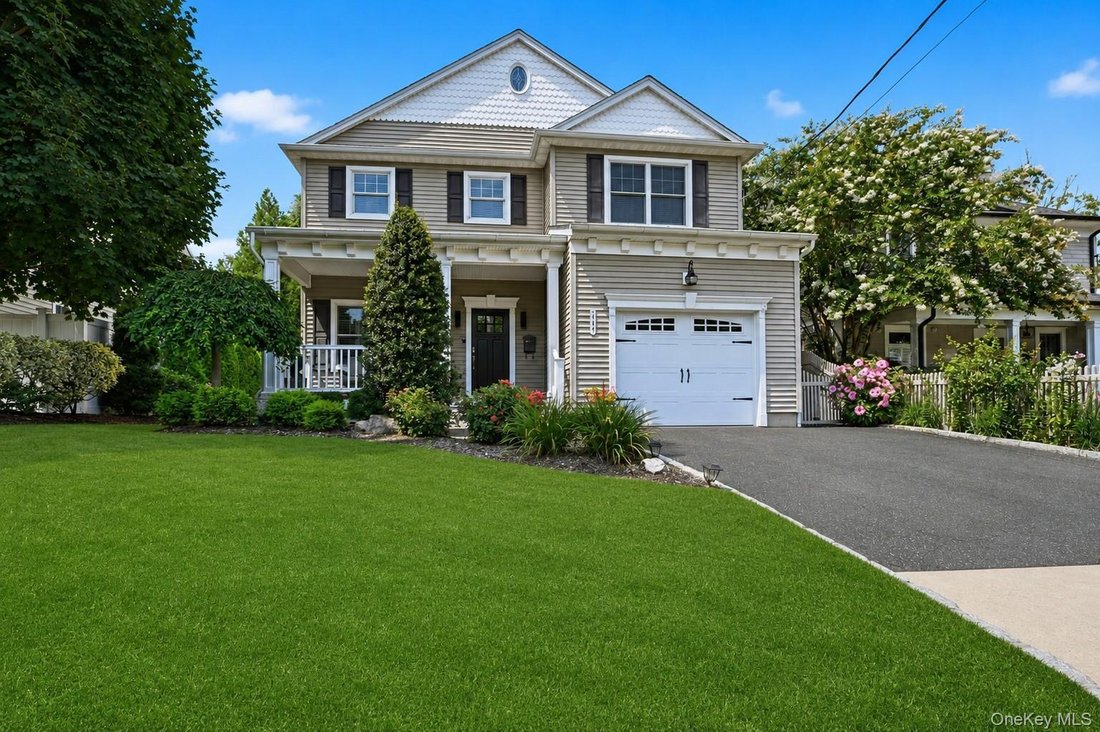 House in Halesite, New York, United States 1 - 18583853