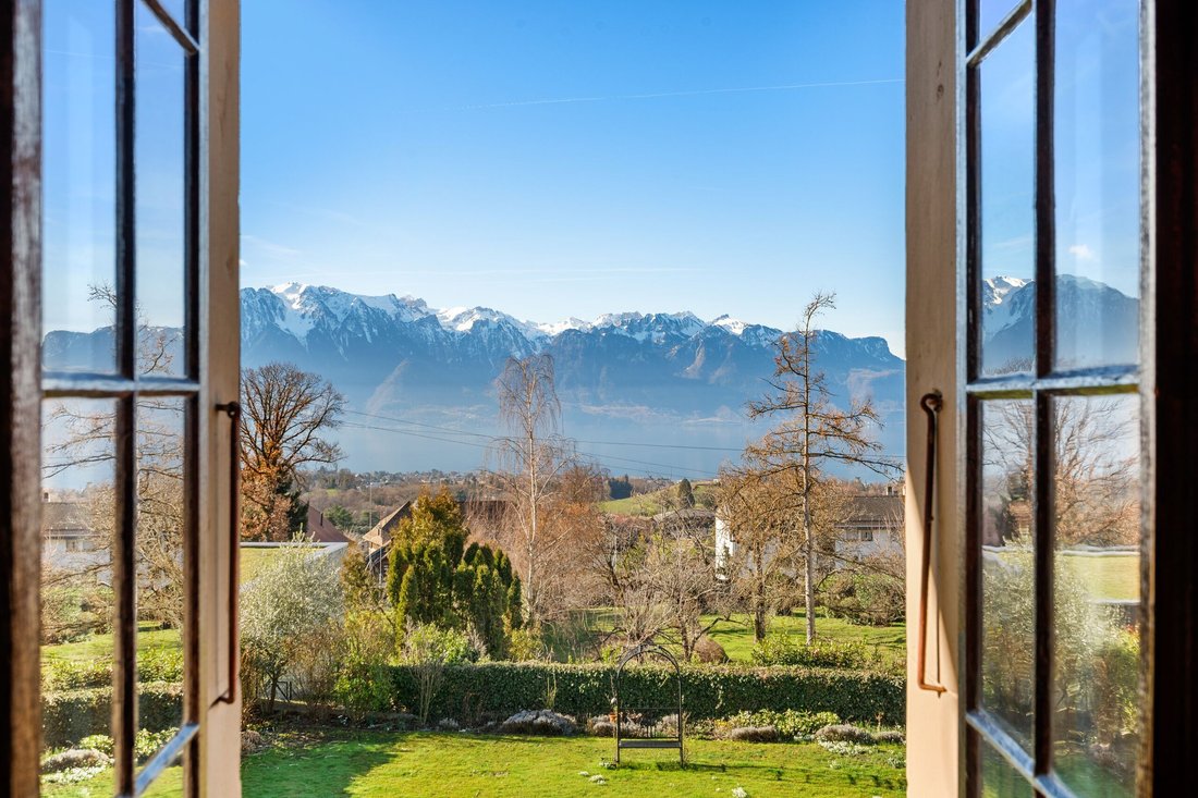House in Blonay - Saint-Légier, Vaud, Switzerland 4 - 18583471