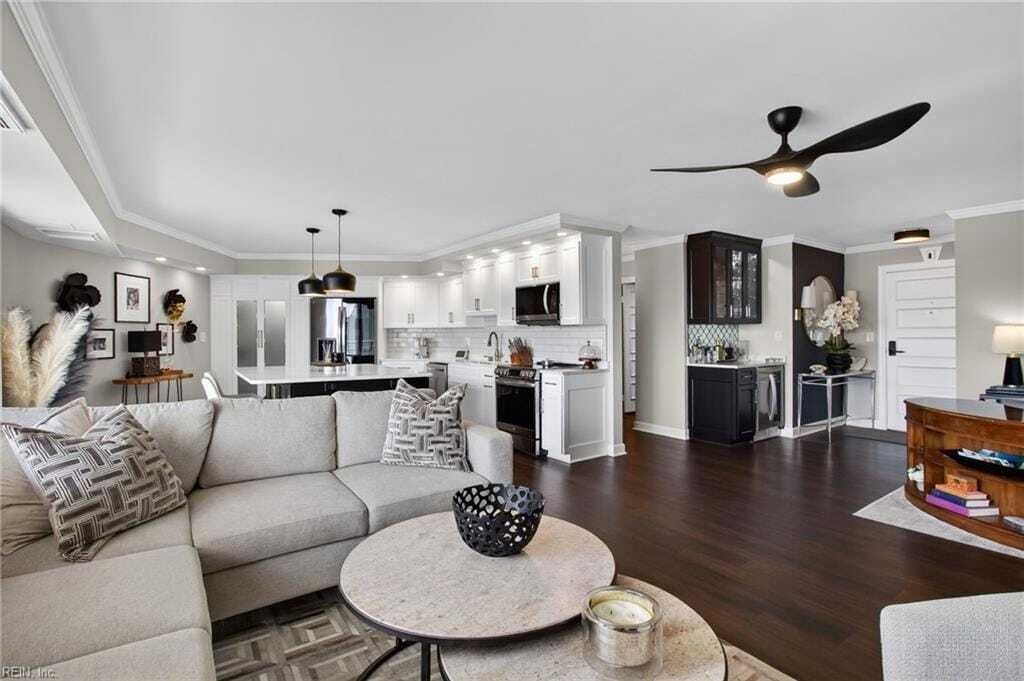 Condo in Virginia Beach, Virginia, United States 1 - 18583787