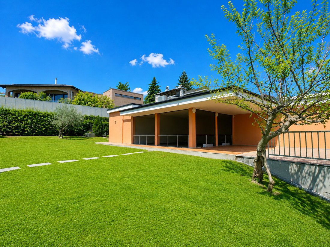 Villa in Coldrerio, Ticino, Switzerland 5 - 18580632