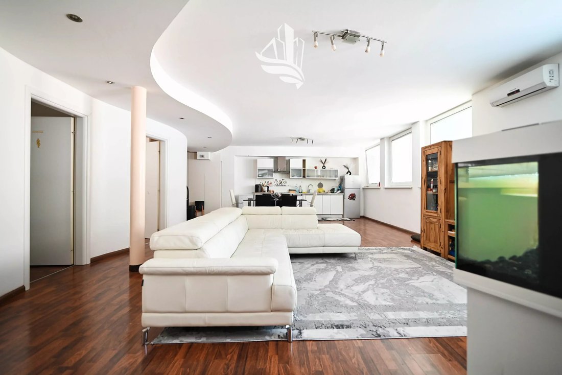Apartment in Piani-Rencio Center / Piani-Rencio Zentrum, Bolzano / Bozen, Trentino – Alto Adige/Südtirol 1 - 18582375
