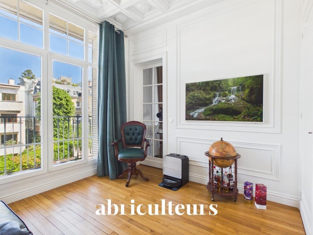 Apartment in Daumesnil, Saint-Mande, France 3 - 18580541
