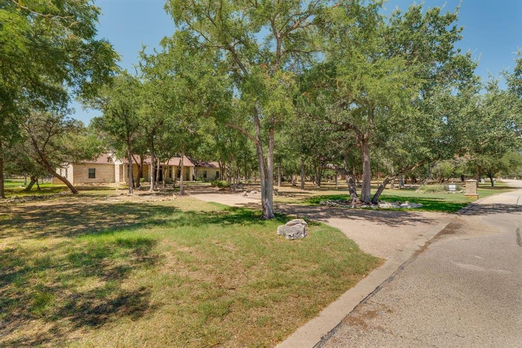 House in Crawford, Texas, United States 4 - 18582068