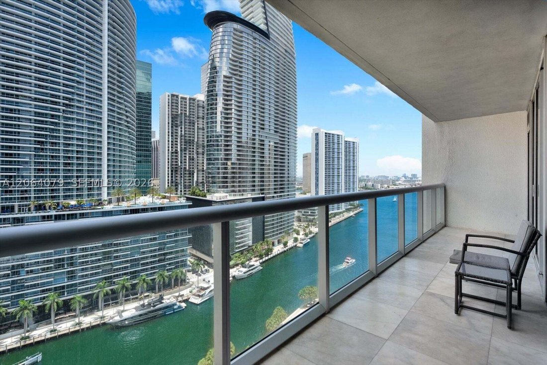 Condo in Miami, Florida, United States 3 - 18581600