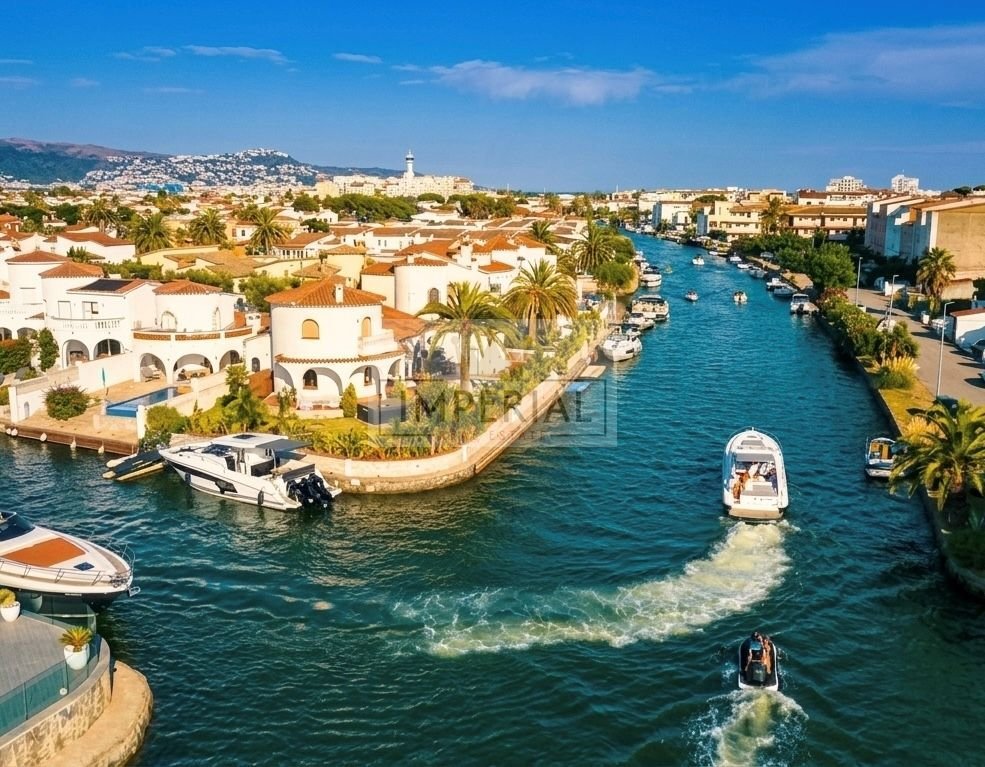 House in Empuriabrava, Catalonia, Spain 3 - 18576431