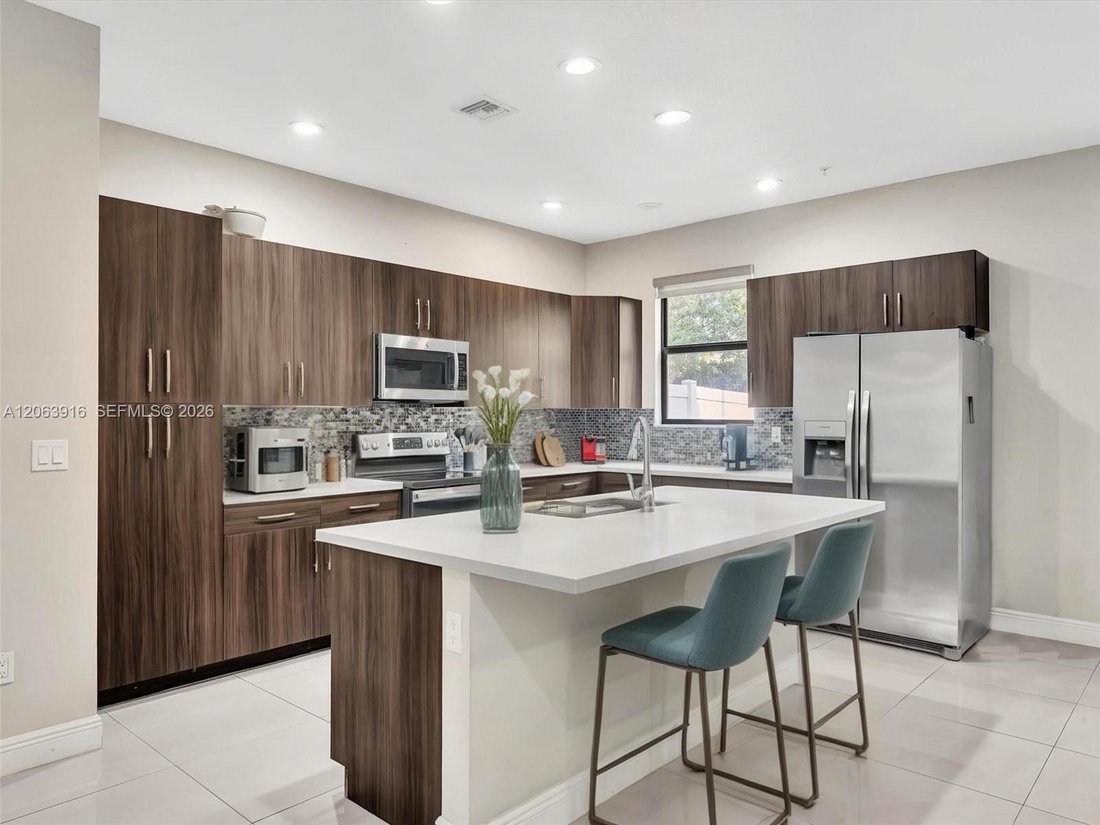 House in Miramar, Florida, United States 4 - 18585175