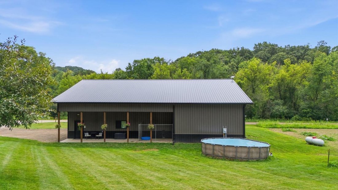 House in Galesville, Wisconsin, United States 4 - 18581302