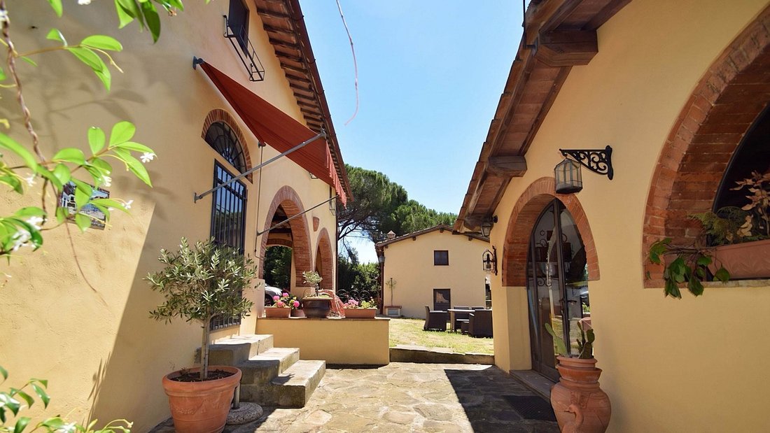 Center, Scandicci, Tuscany 3 - 18585249