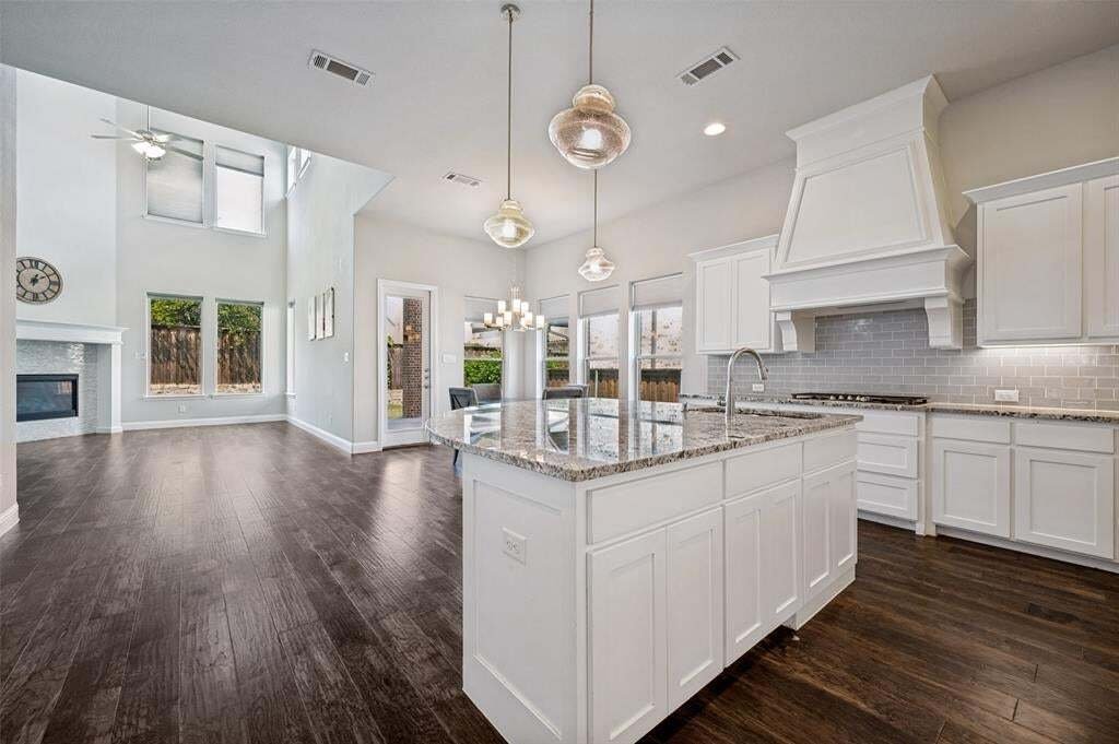 House in Frisco, Texas, United States 2 - 18585008