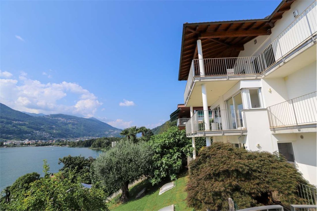 Villa en Collina d'Oro, Cantón del Tesino, Suiza 1 - 18580985