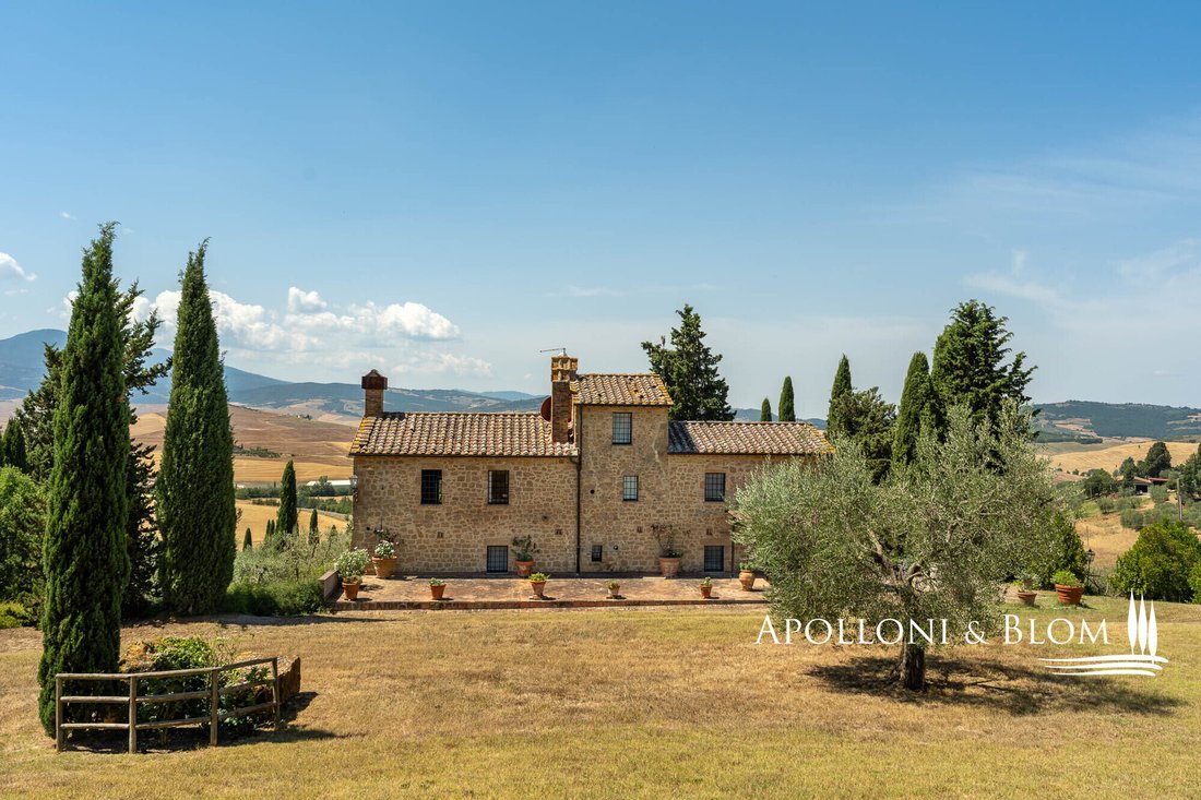 Pienza, Tuscany, Italy 3 - 18584758