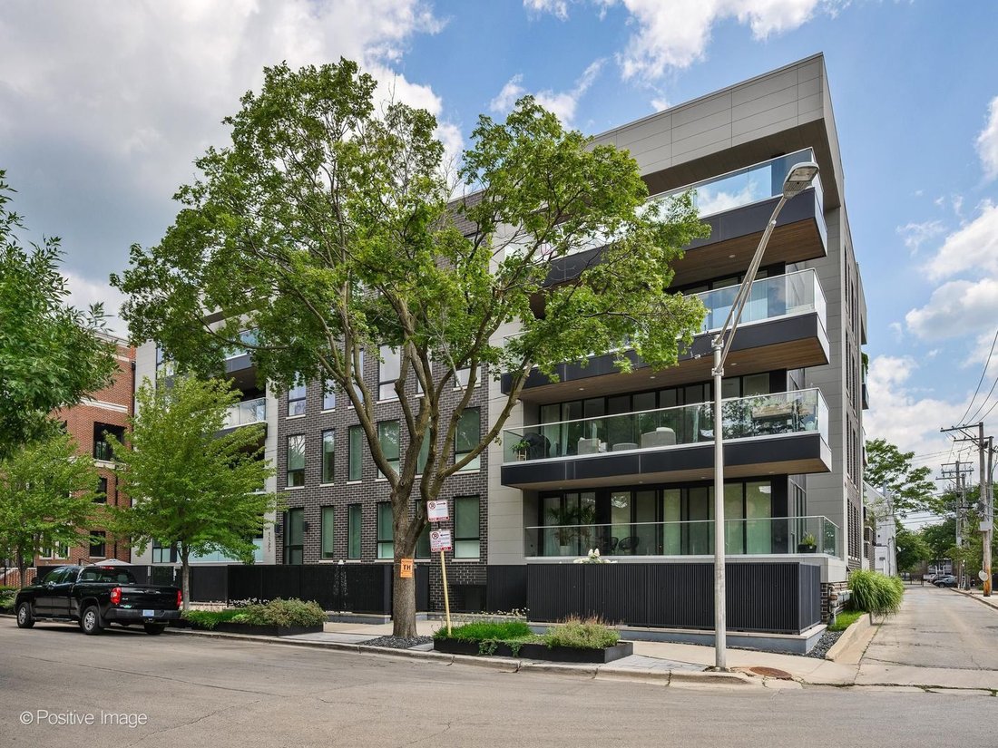Condo in Chicago, Illinois, United States 1 - 18584500