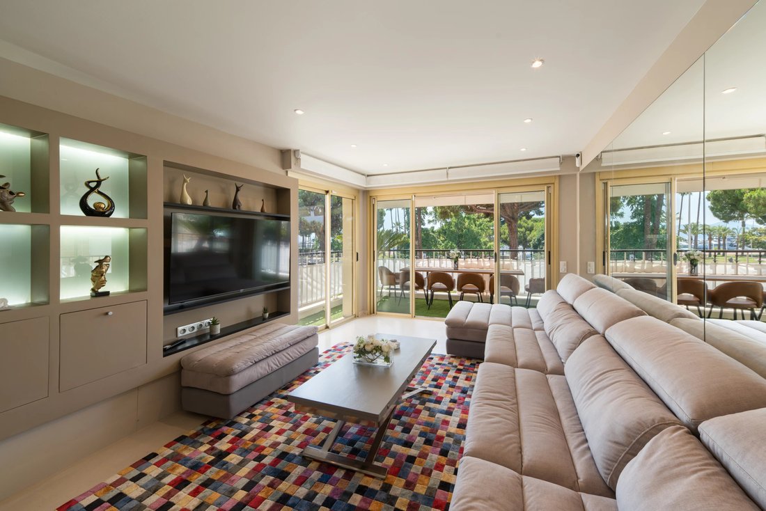 Appartement à Cannes, Provence-Alpes-Côte d'Azur, France 2 - 18582442
