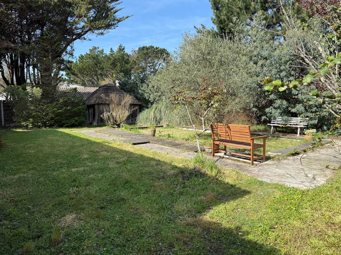 Villa in Noirmoutier Centre, Noirmoutier-en-l'Île, France 2 - 18582654