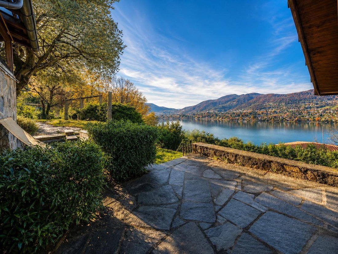 Villa in Collina d'Oro, Ticino, Switzerland 2 - 18583244