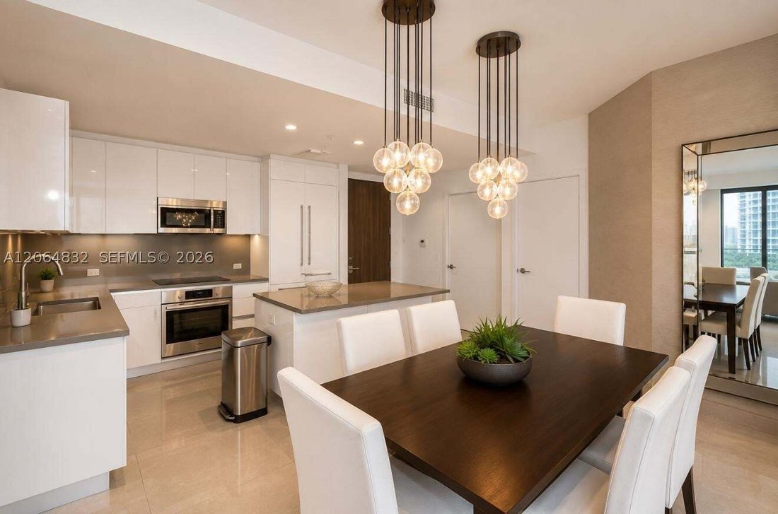 Condo in Miami, Florida, United States 4 - 18581623