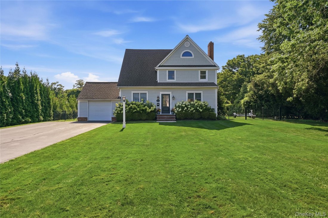 House in Bayport, New York, United States 2 - 18581451