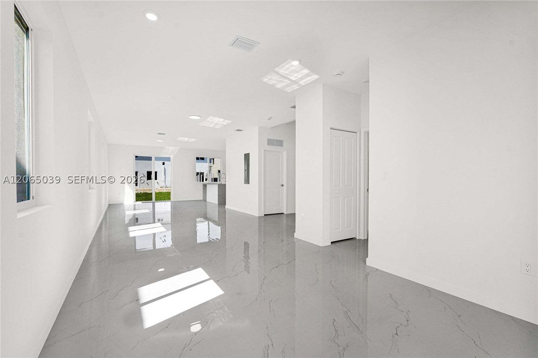 Townhouse in Miami, Florida, United States 5 - 18581647