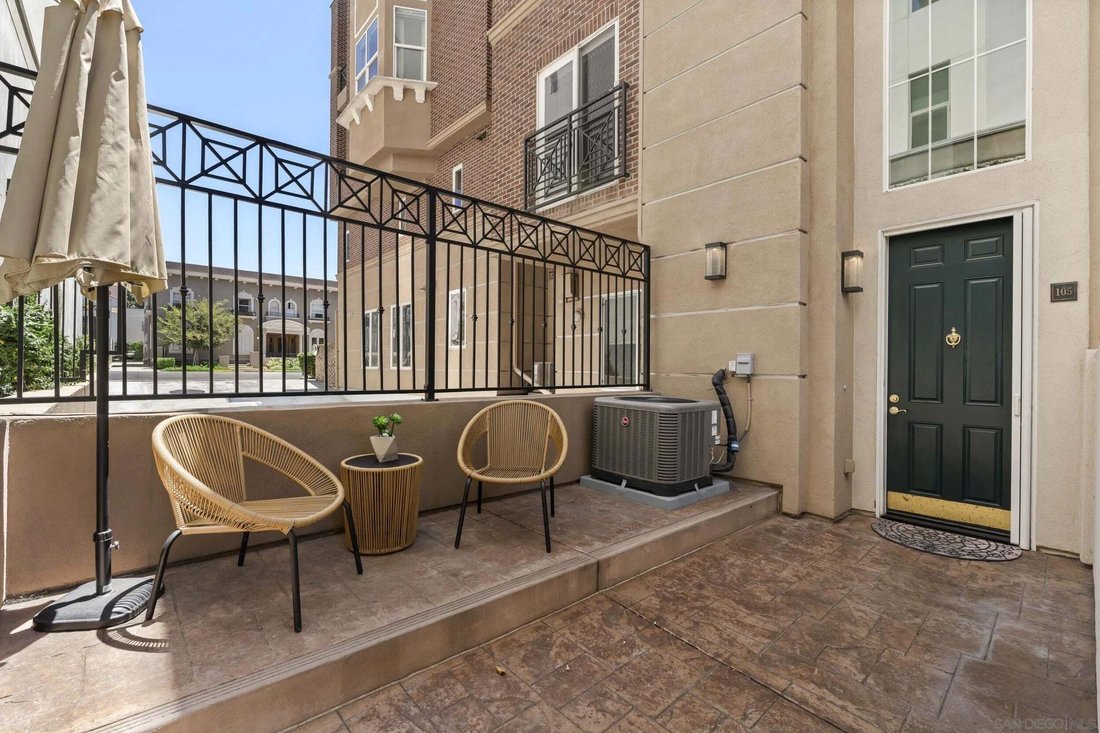 Townhouse in San Diego, California, United States 5 - 18584656