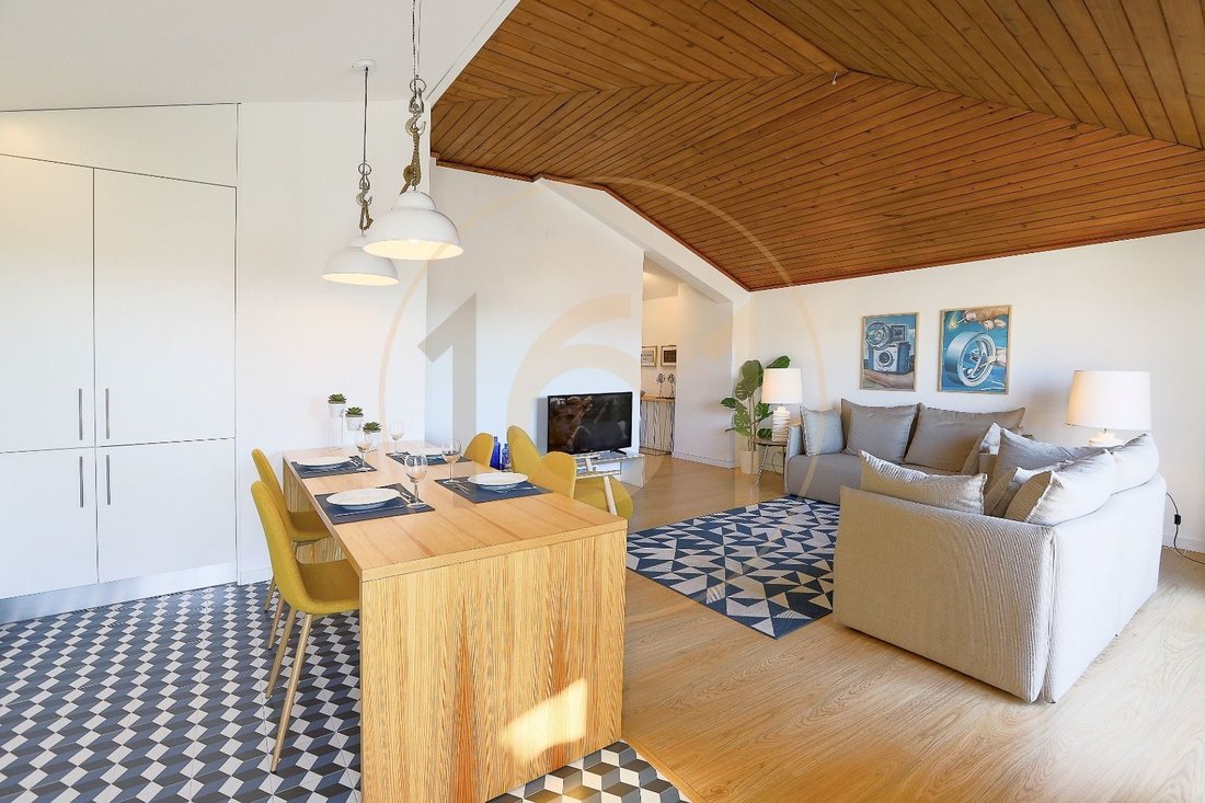 Apartment in Cedofeita, Santo Ildefonso, Se, Miragaia, Sao Nicolau e Vitoria, Porto District, Portugal 2 - 18582333