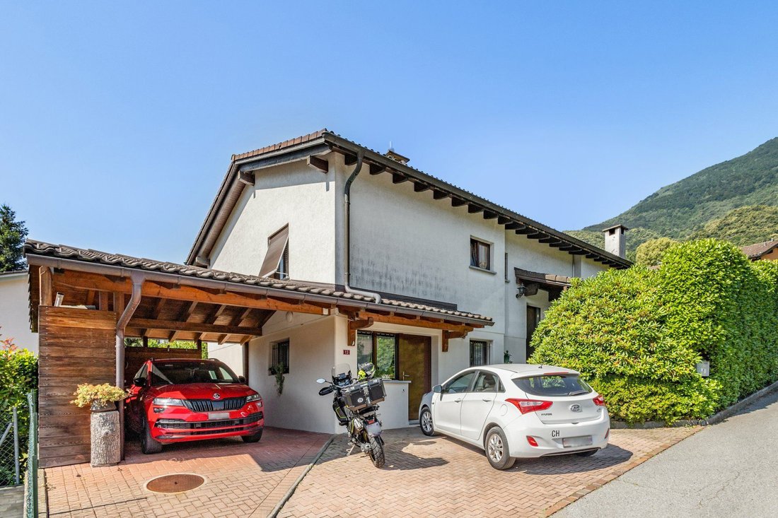 Villa in Torricella-Taverne, Ticino, Switzerland 2 - 18581164
