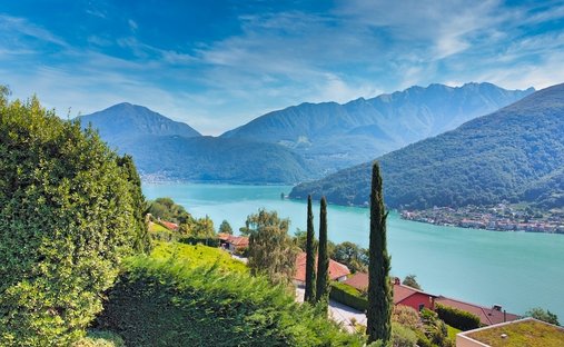 Villa in Lugano, Ticino, Switzerland 1