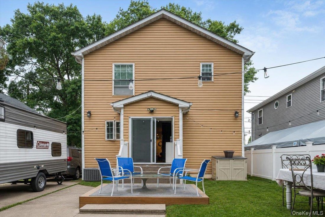 House in West Hempstead, New York, United States 5 - 18581447