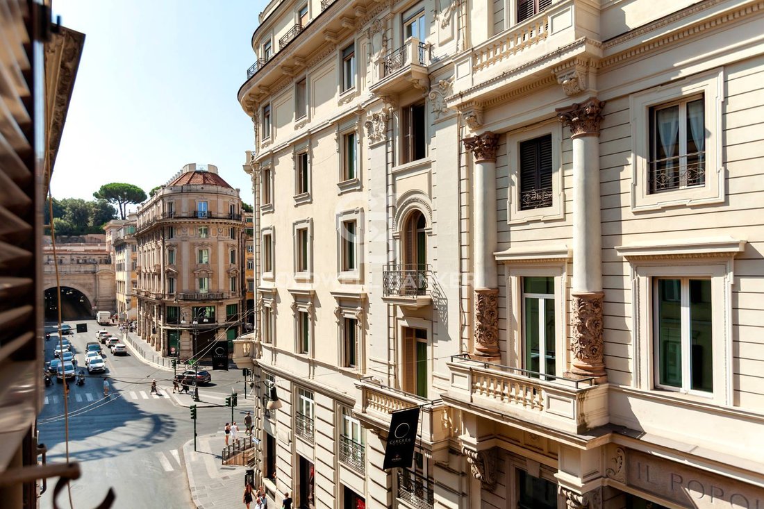Apartment in Piazza del Popolo - Piazza Navona - Quirinale, Rome, Italy 2 - 18585964
