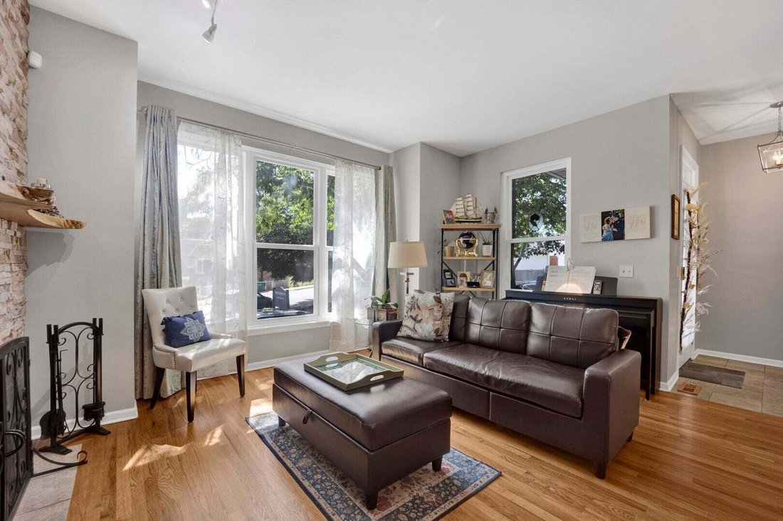 Townhouse in Chicago, Illinois, United States 3 - 18582023