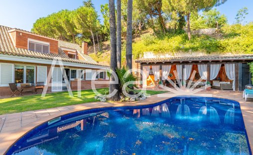 Villa in Sant Vicenç de Montalt, Katalonien, Spanien 1