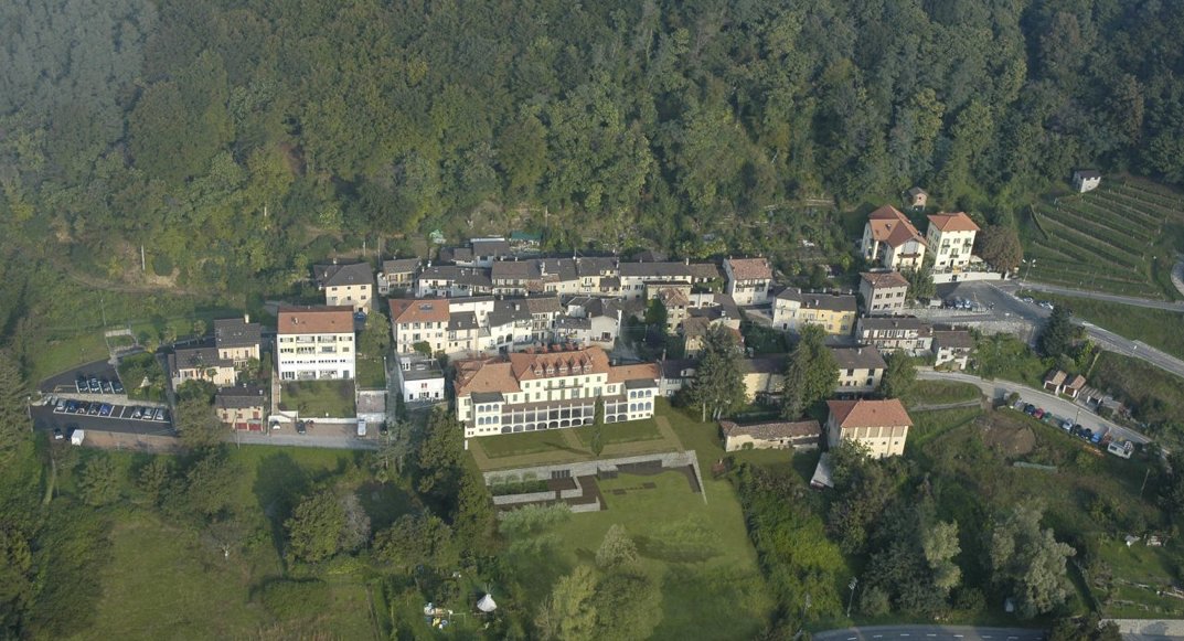 Apartment in Collina d'Oro, Ticino, Switzerland 1 - 18583737