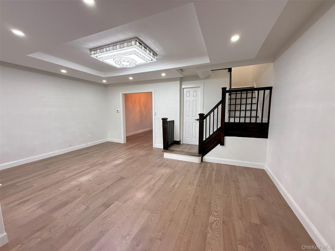 House in New York, New York, United States 4 - 18583849