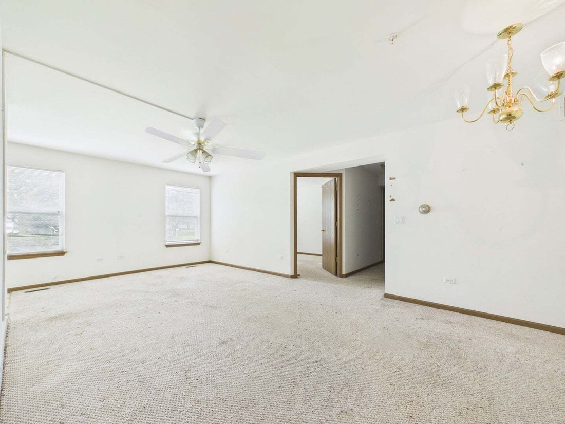 Condo in Plainfield, Illinois, United States 4 - 18582032