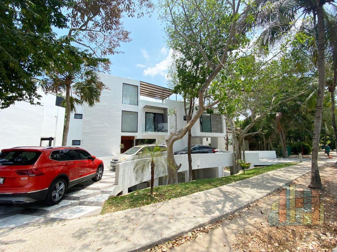 House in Playa del Carmen, Quintana Roo, Mexico 2 - 18583116