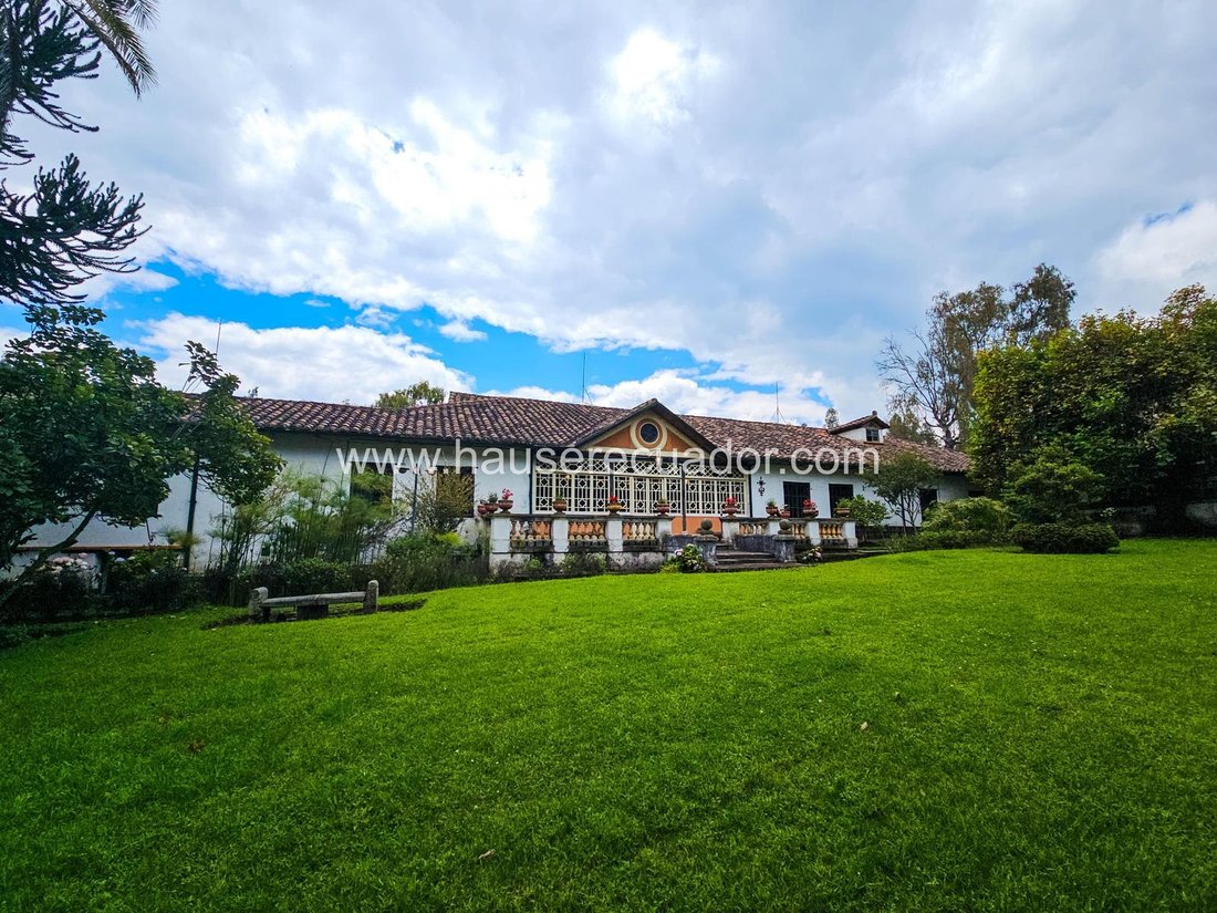 Land in Quito, Pichincha, Ecuador 5 - 18582393