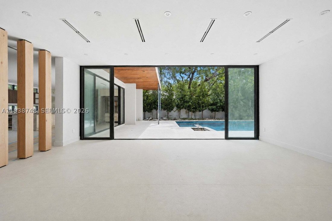 House in Miami, Florida, United States 4 - 16966076