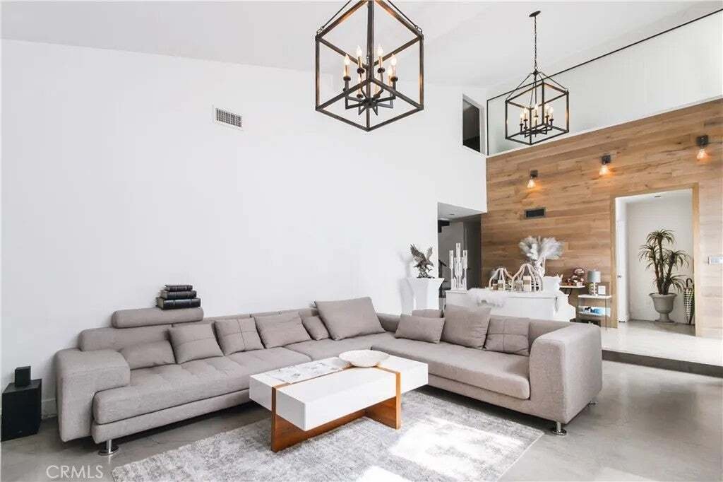 House in Los Angeles, California, United States 3 - 18584665