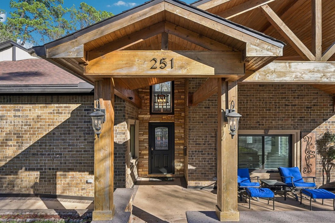 House in Conroe, Texas, United States 5 - 18581905