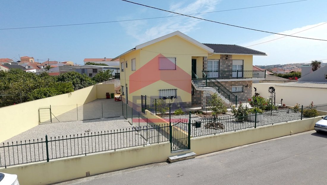 House in Lourinha e Atalaia, Lisbon, Portugal 3 - 18585424